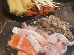 -一绪に和牛寿喜烧(罗湖益田假日店)