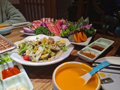 -明洞阿姨·韩式酱蟹烤肉·创意料理(三元桥店)