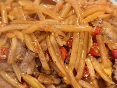 -老闵田螺馆·南昌市井菜·特色小吃(总店)