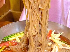 -亲昵春川鸡排(韩国美食街店)