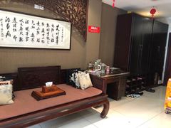 -莱蔻·圣灸堂·推拿艾灸(天山店)