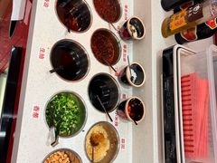-小蛮椒麻辣烫·麻辣拌(青浦宝龙店)