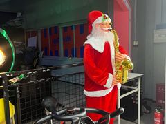 -嗨翻Hi-Fun竞技主题乐园·蹦床亲子生日轰趴(国光1937店)