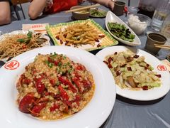 -肥肥虾庄·金牌油焖大虾(杨园滨江时代walk店)