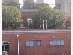-上海市黄浦区卢湾第一中心小学