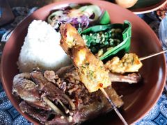 -Pundi Pundi Restaurant