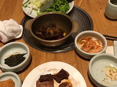 -萨拉伯尔水源素问店·韩国宫廷料理(人民路店)