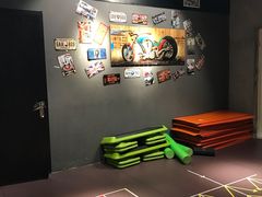 -VLines耀能运动24小时·月付制健身(京广桥店)