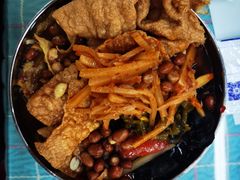 -红鼻子桂林米粉(金唐新光界店)