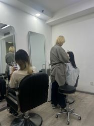 -LILI·HAIR SALON理理造型