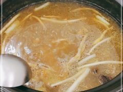 -牛知府云南菌汤鲜牛肉火锅(肖家湾店)