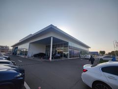 -南充通源宝马4S店(高坪店)