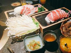 -湊湊火锅·茶憩(新中关购物中心店)
