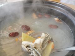 -濠轩阁特色生蚝火锅(水湾路店)