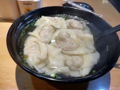 笋肉大馄饨-真真鲜馄饨店(启蒙路店)