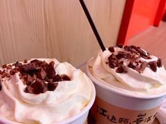 幽兰拿铁-茶颜悦色(九龙仓从前慢茶叶子店)