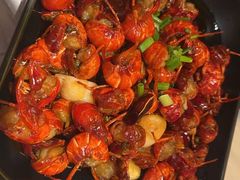 -巴厘龙虾·榜首油焖大虾(音乐学院·沿江酒馆店)