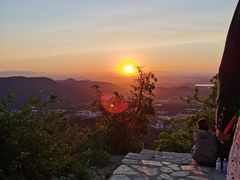 -鬼笑石后山停车场
