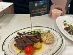 -庖丁兄弟干式熟成牛排自助餐厅(仁恒伊势丹店)