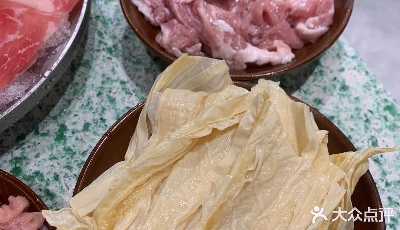 下雨天·最适合当然是火锅辣[加油]