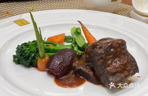 Smoked Low-Temperature Slow-Cooked M9 Wagyu Rib Eye