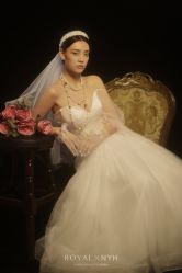 点击看大图 -挪娅婚纱摄影皇家会所