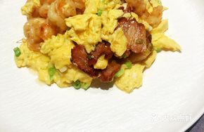 Cantonese Stir-Fried Egg
