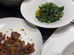 -宫燕府·京菜·烤鸭·淮扬菜(王府中心店)