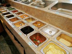 自助调料区-小王少龙火锅(沙南街店)