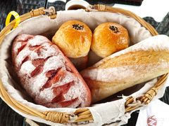 面包篮-潭柘厚院&山顶烤肉(潭柘寺店)