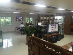 客户休息区-珠海尊车汇龙膜精英店