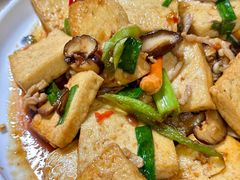-芦茨金富饭庄·25年老字号·专做稻草鸡