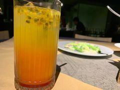 -穹六人间 people 6(岳阳路店)