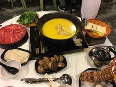 -鲜入围煮花胶鸡海鲜火锅