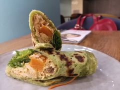 咖喱鸡肉拉法卷-Wagas沃歌斯(太古汇店)