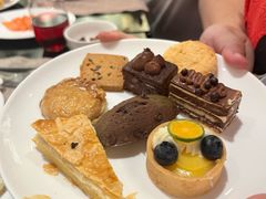 -圣丰索菲特·2 On 988 Café 自助餐厅