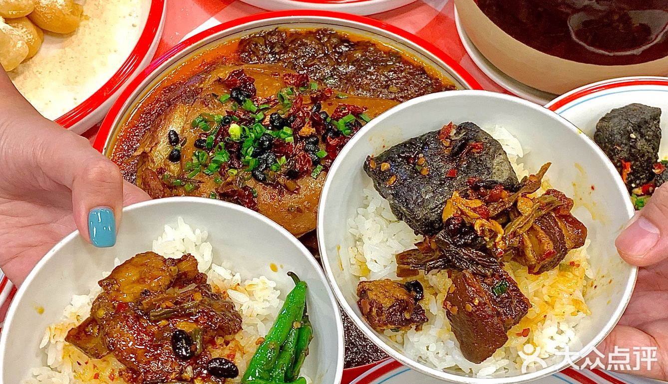 哎～拜托‼️这家下饭馆子也太土了叭‼️