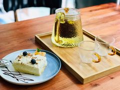 -泡桐树街