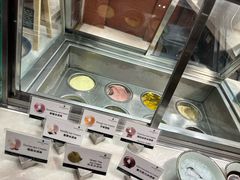 -深圳星河丽思卡尔顿酒店