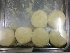 这个最好吃，软软的-中关村茶点