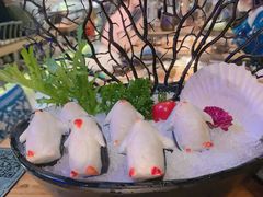 -湊湊火锅·茶憩(杭州湖滨银泰in77店)