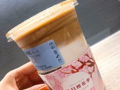 厚乳拿铁-瑞幸咖啡(长楹天街店)