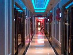 -OS CLUB(长风大悦城店)