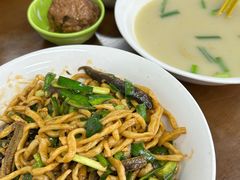 -三百碗宝应长鱼面(板仓街店)