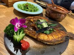 香茅草烤罗非鱼-麦麦山云南菜(复地活力城店)