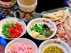 -由衷贵州酸汤牛肉火锅(新桥店)