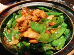 天柱山辣椒炒黑毛猪肉-山里亲戚(淞虹路店)