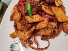 -马尔龙新疆饭店·清真(瑞景店)