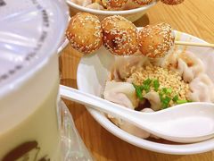 -蓉李记成都名小吃(武汉菱角湖万达店)