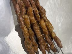 -三个大叔烤羊肉串·歌手驻唱·碳烤鲜肉(西三旗店)